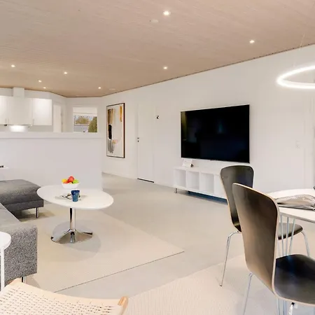 4 Star In Esbjerg V *